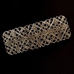 Vintage metal filigree floral design barrette / hair clip